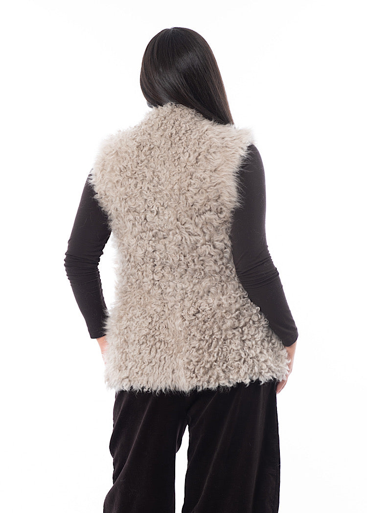 DOM GOOR SHEARLING GILET