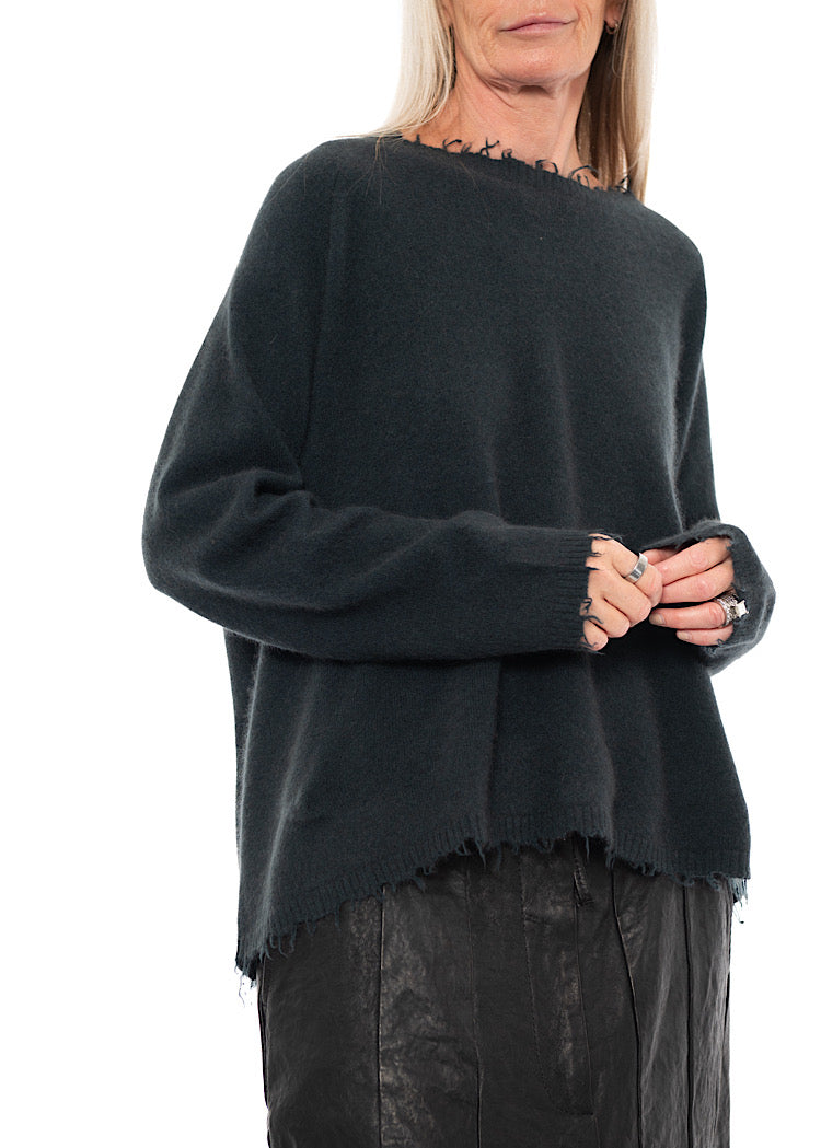DISTRESSED MERINO RACCOON PULLOVER
