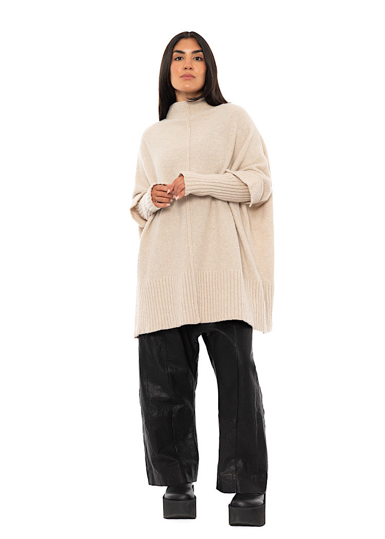 OVERSIZED KNITTED TUNIC