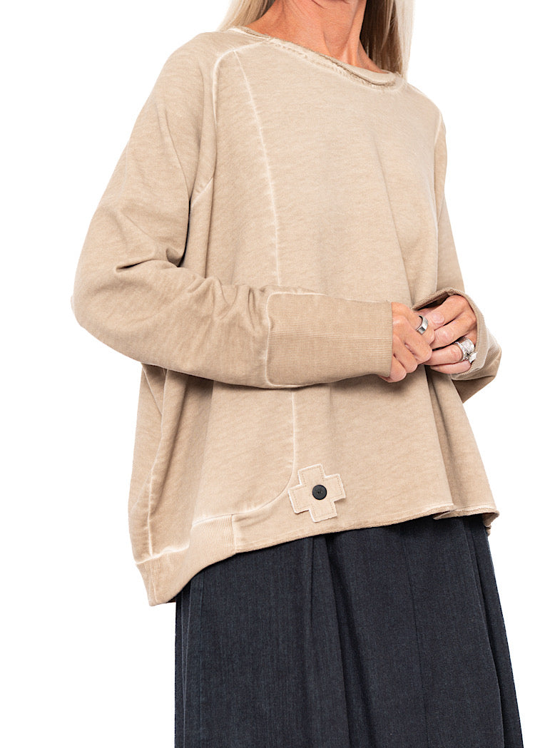 CLASSIC RELAXED BOXY PULLOVER