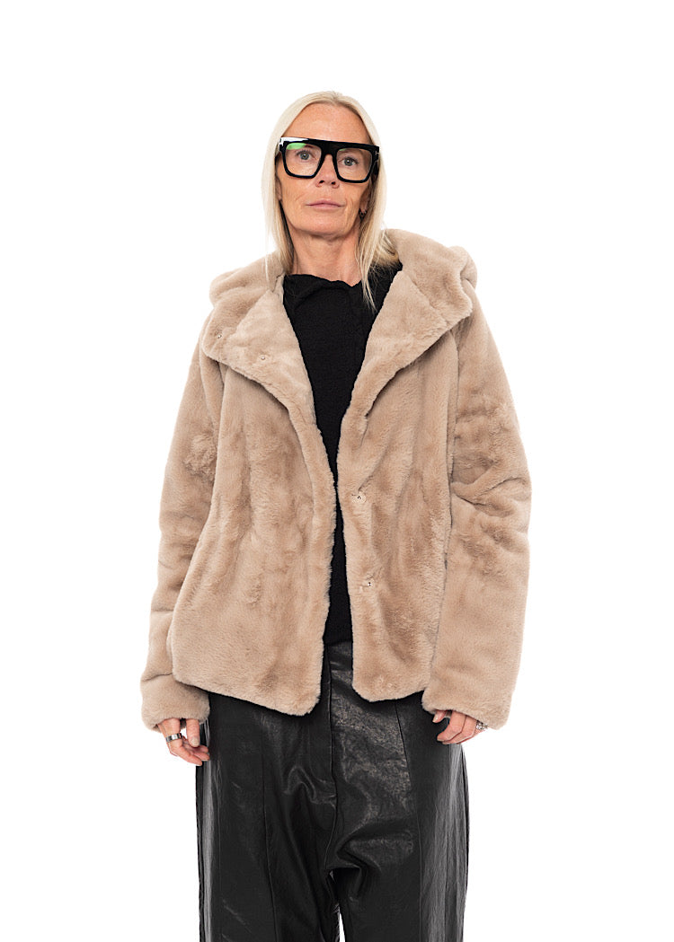 CROPPED HOODED FAUX FUR JACKET