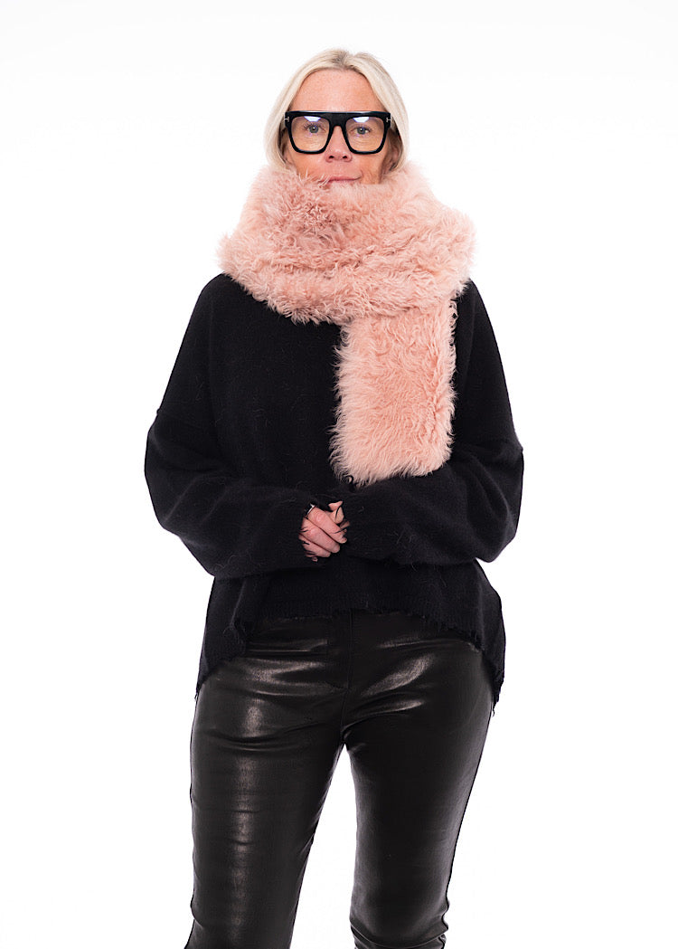 DOM GOOR LONG FUR SCARF