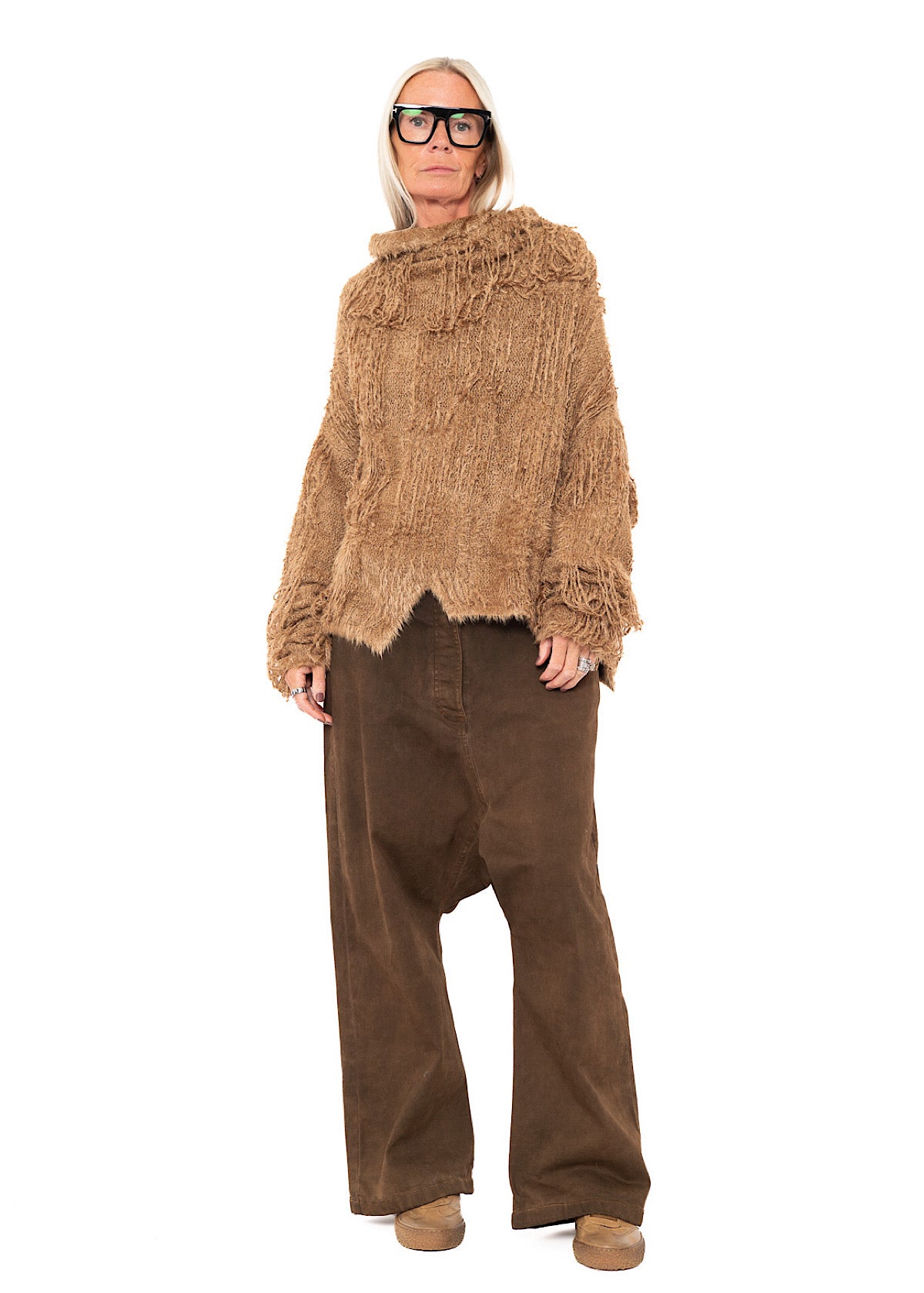 GARMENT-DYED WIDE-LEG DENIM TROUSER
