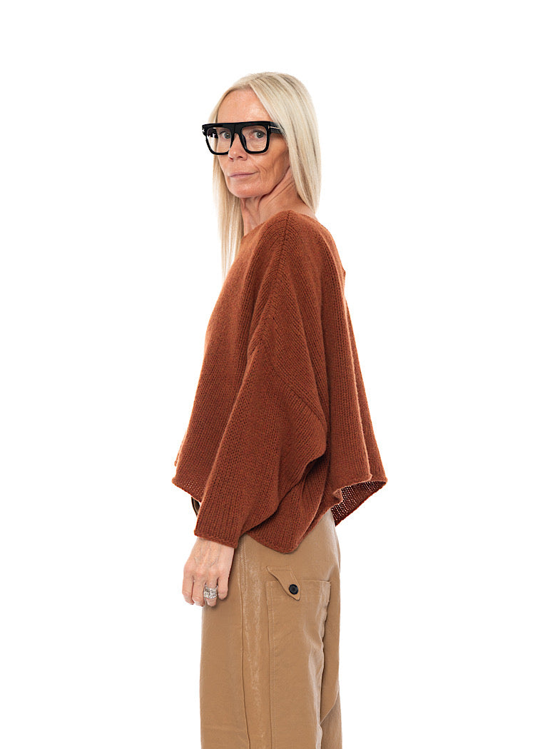 RELAXED SWING KNIT PULLOVER