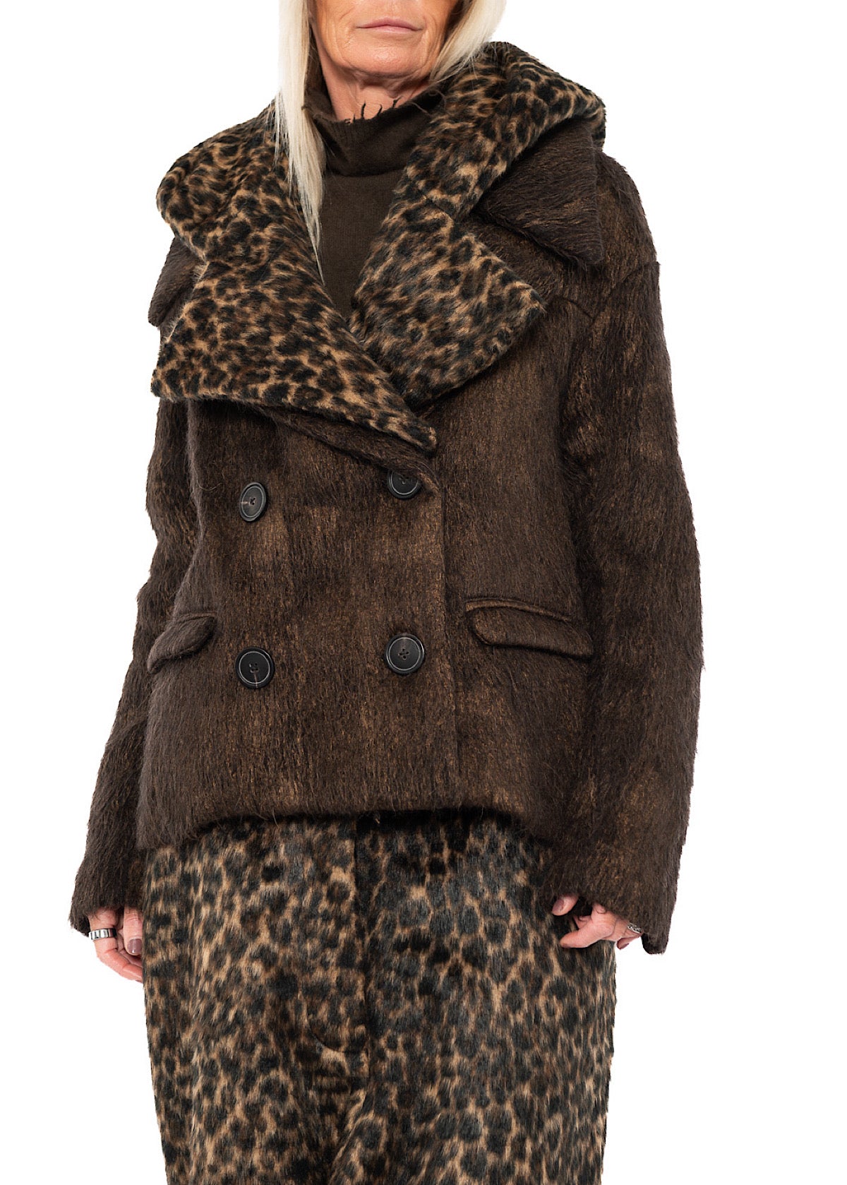 OVERSIZED LONG-HAIR WOOL JACKET WITH DETACHABLE LEOPARD COLLAR