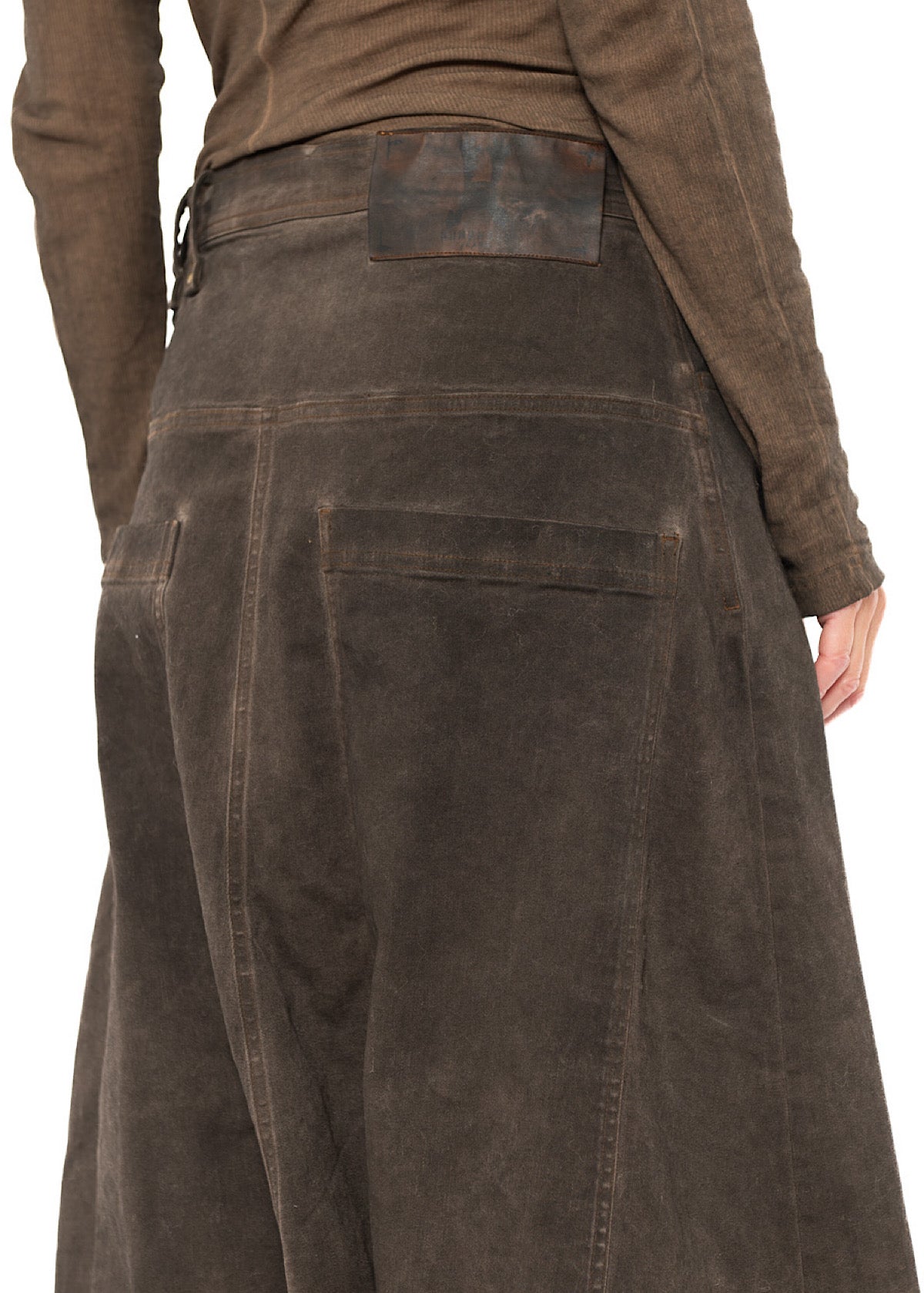 GARMENT-DYED OVERSIZED DENIM TROUSER