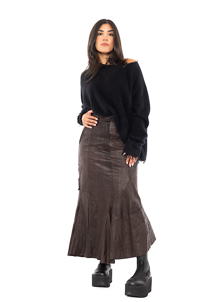ASYMMETRIC FLARED LEATHER SKIRT