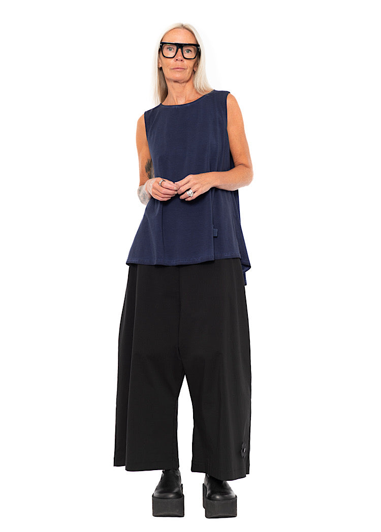 SLEEVELESS A-LINE TOP