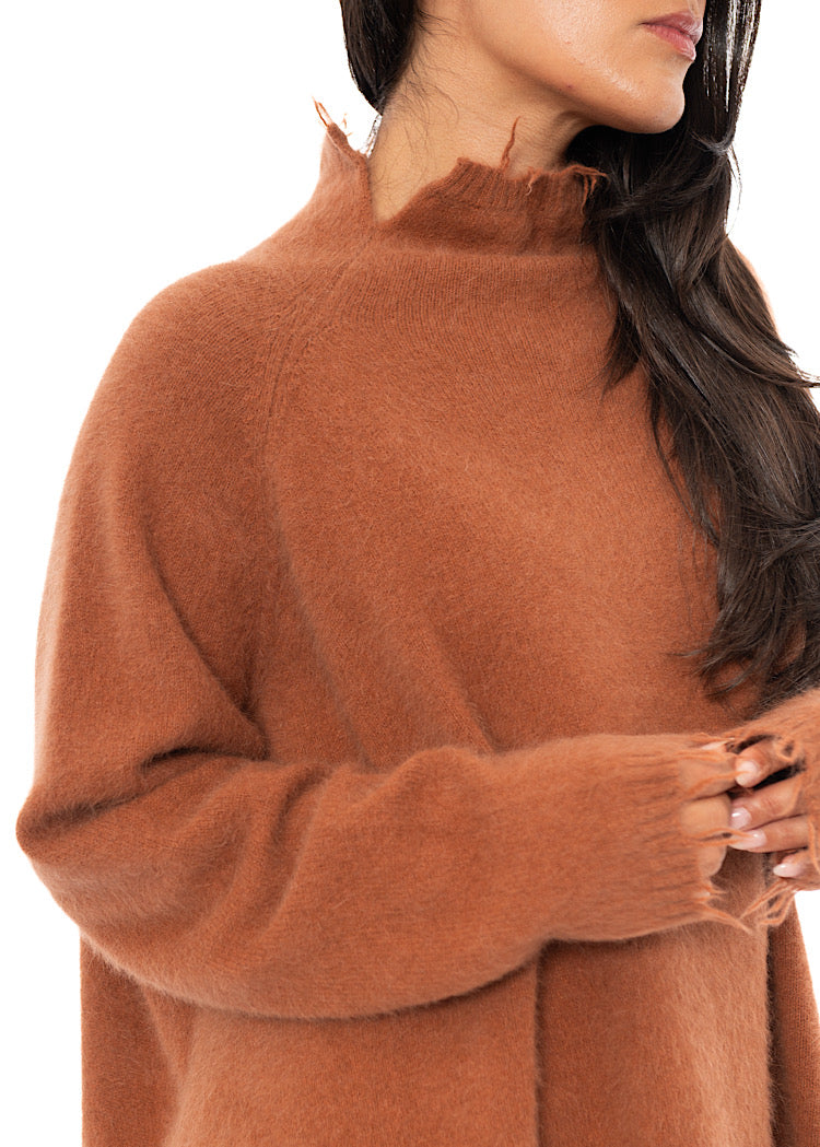 OVERSIZED FOX WOOL SILK KNITTED TUNIC