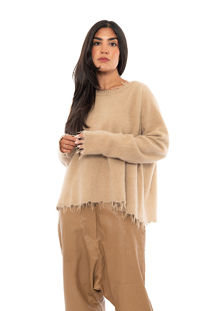 RELAXED FRAYED KNIT PULLOVER