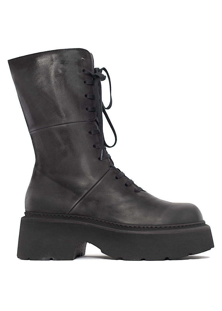 LACE UP LEATHER BOOT