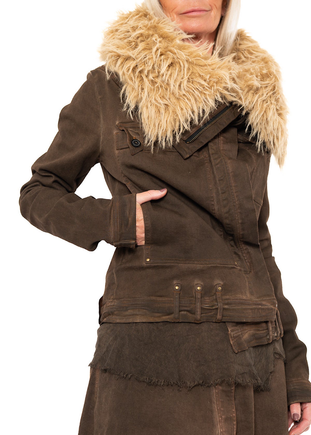 FITTED FAUX FUR-TRIM DENIM JACKET