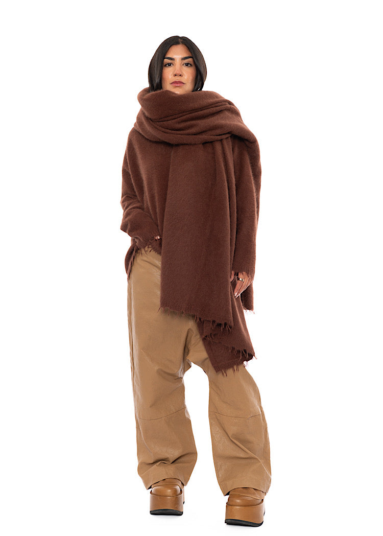 OVERSIZED FRAYED KNIT SCARF
