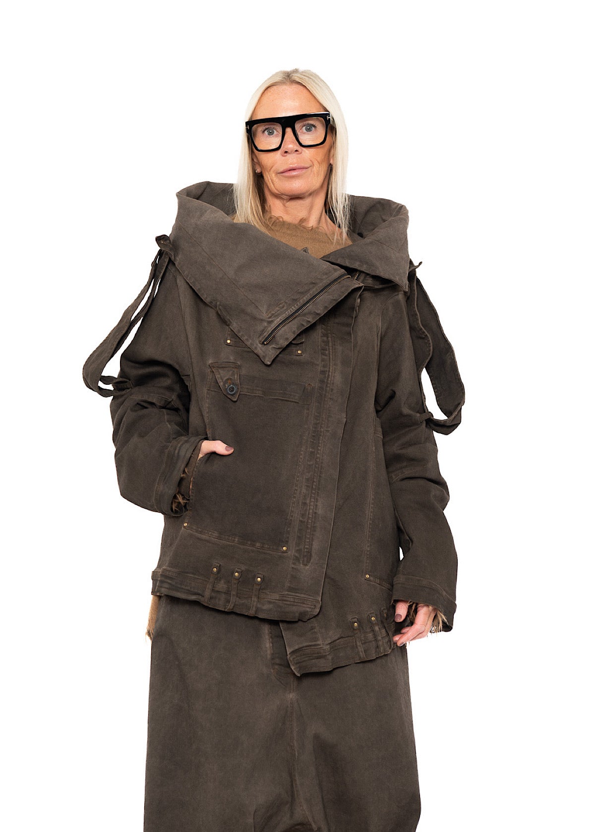OVERSIZED FAUX FUR-TRIM DENIM JACKET