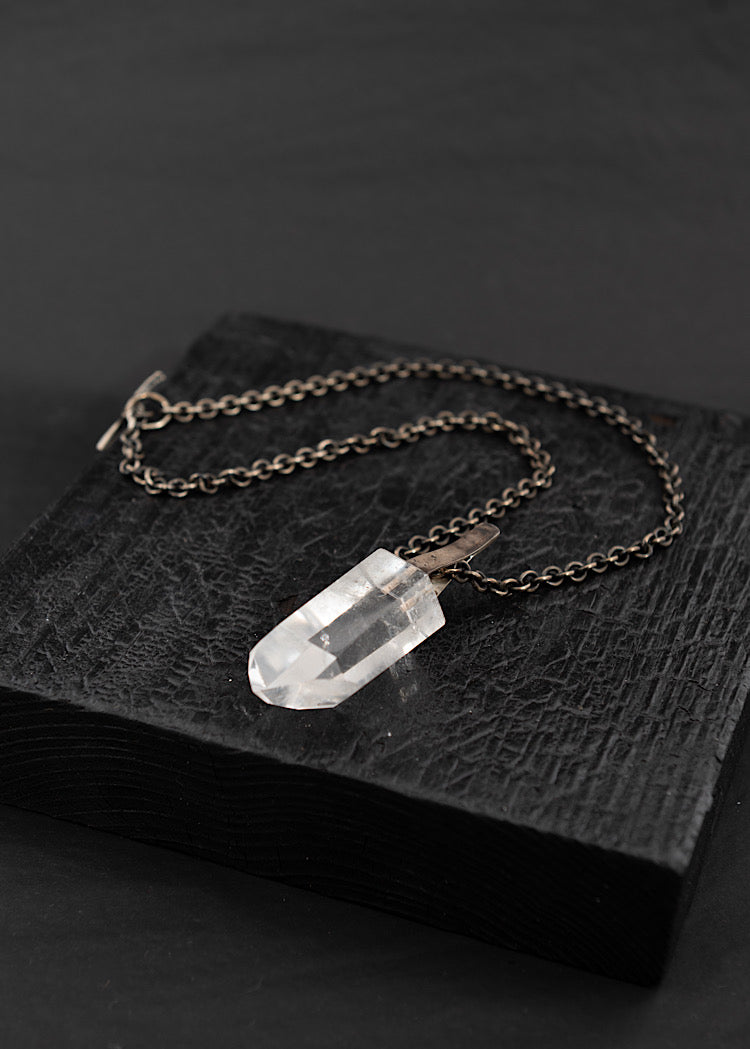 DARKGEM HAPPYMAKER PENDANT