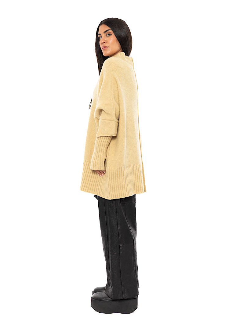OVERSIZED KNITTED TUNIC