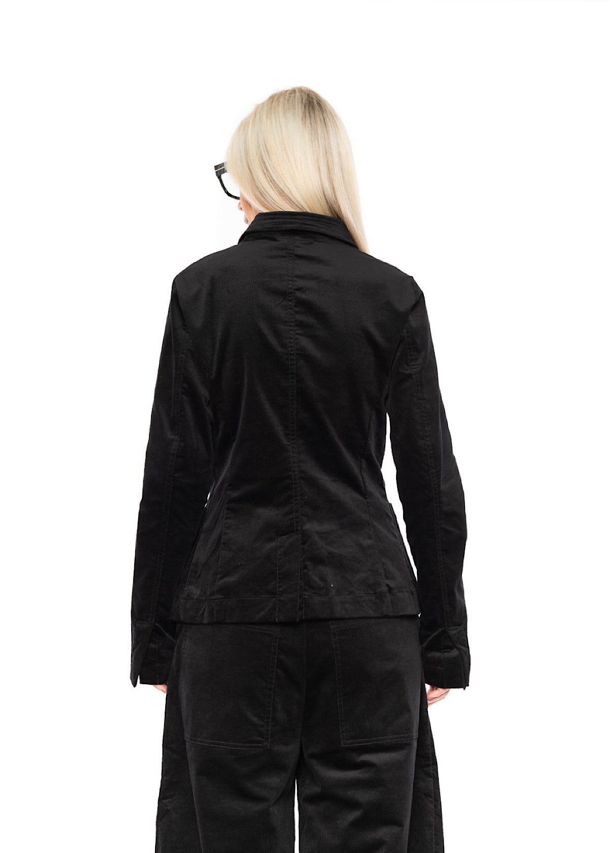 TAILORED STRETCH-VELVET JACKET