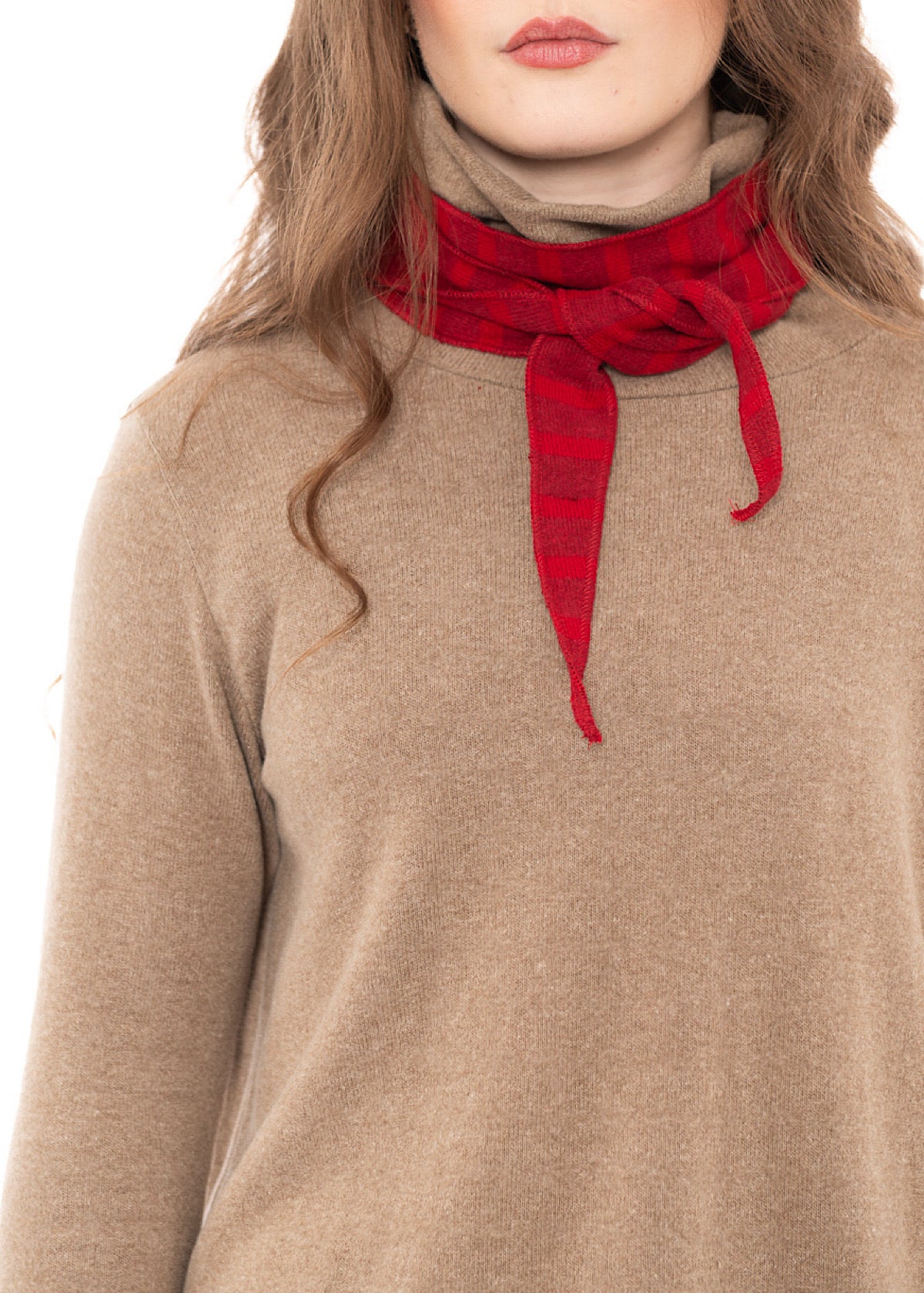 KNITTED ROSE NECKERCHIEF