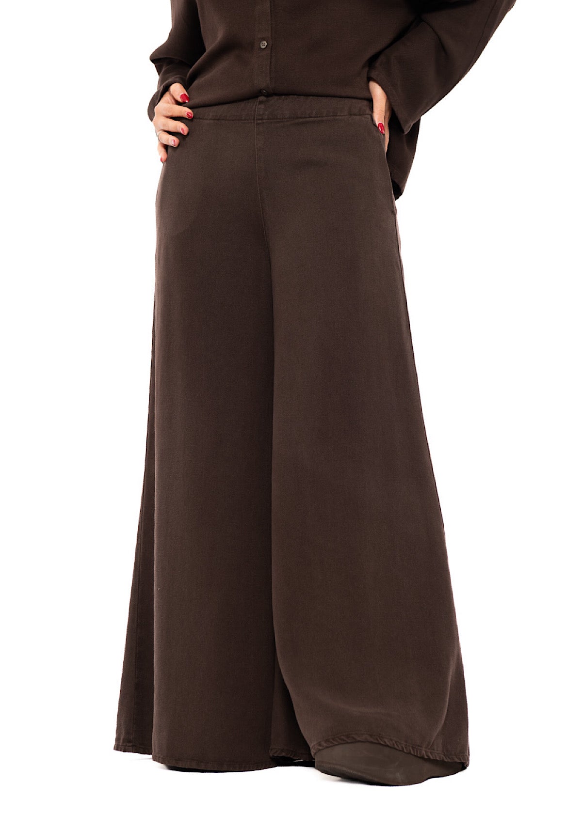 HIGH-WAISTED WIDE LEG TROUSER