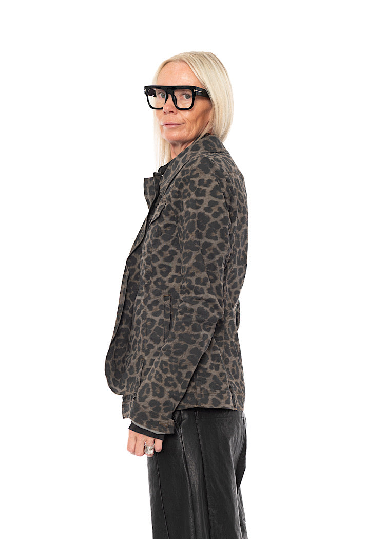 LEOPARD PRINT STRETCH JACKET