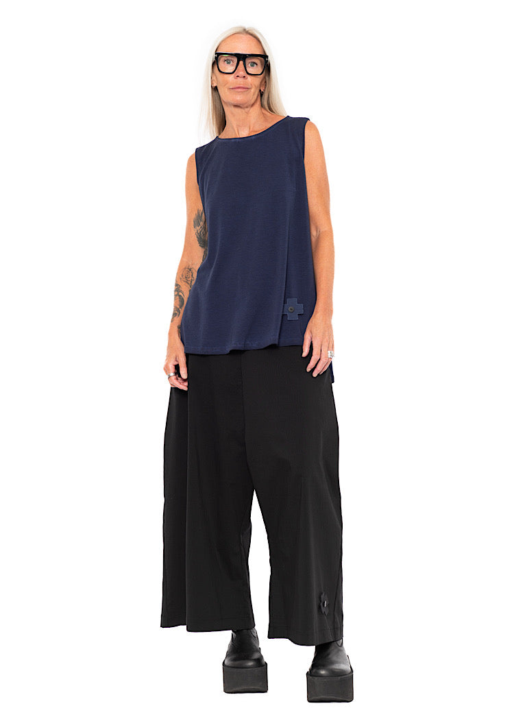 SLEEVELESS A-LINE TOP