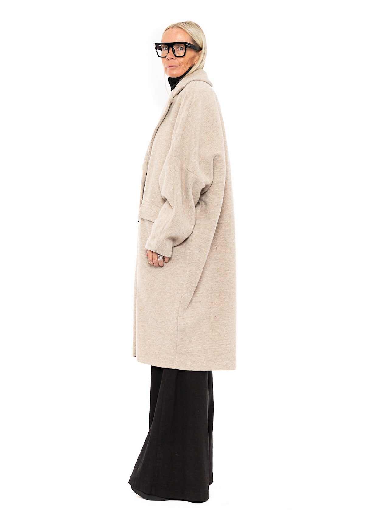 OVERSIZED WOOL-BLEND COAT