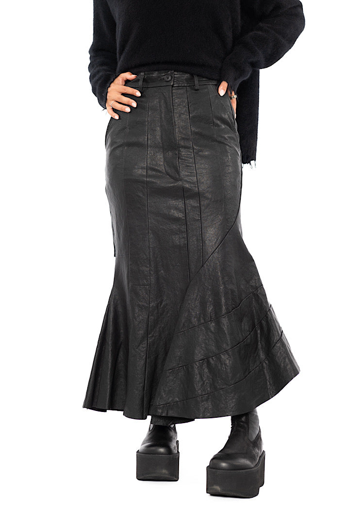 ASYMMETRIC FLARED LEATHER SKIRT