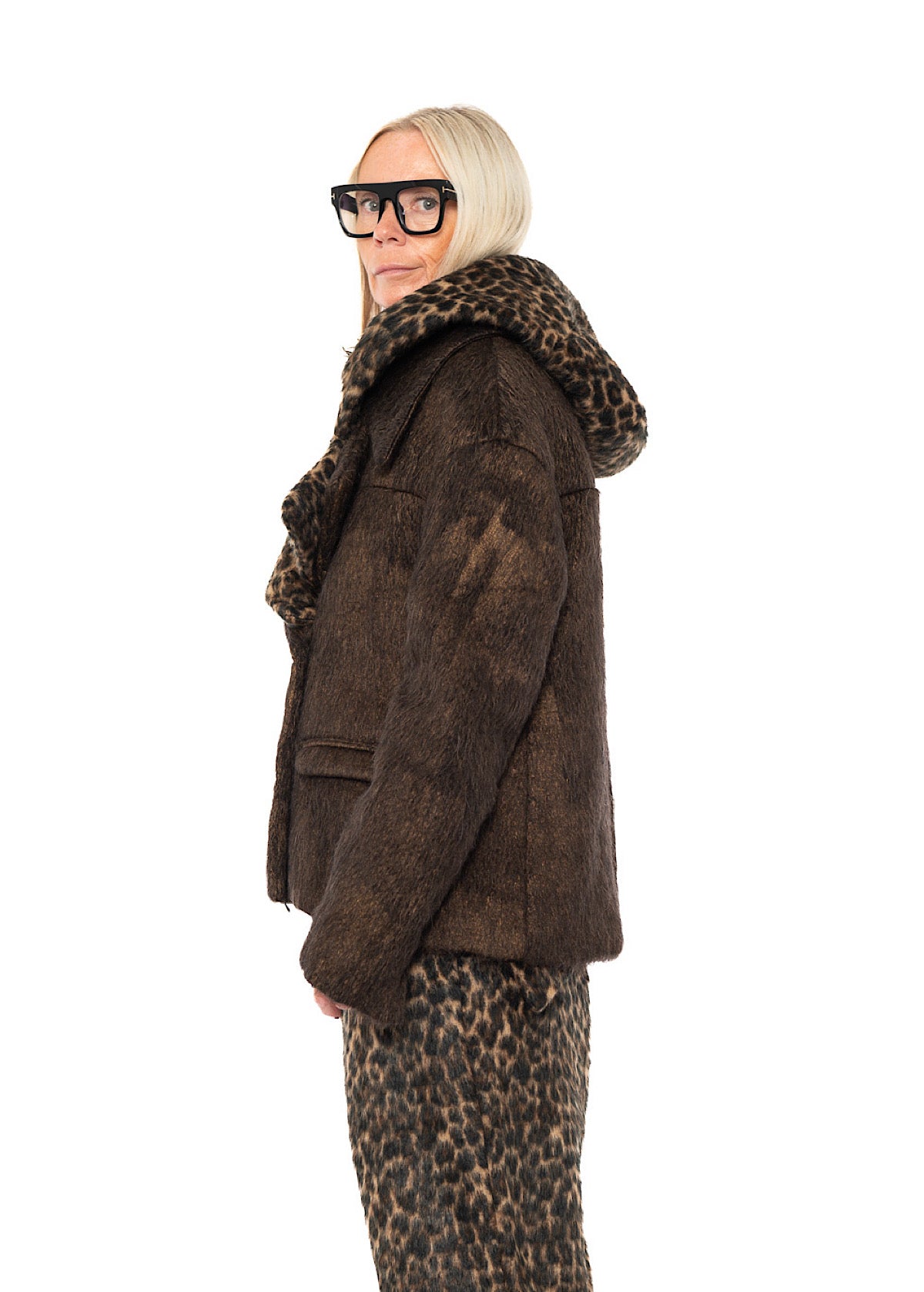 OVERSIZED LONG-HAIR WOOL JACKET WITH DETACHABLE LEOPARD COLLAR