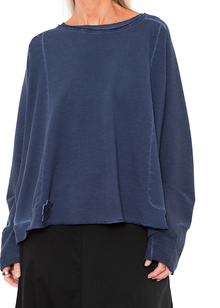 CLASSIC RELAXED BOXY PULLOVER