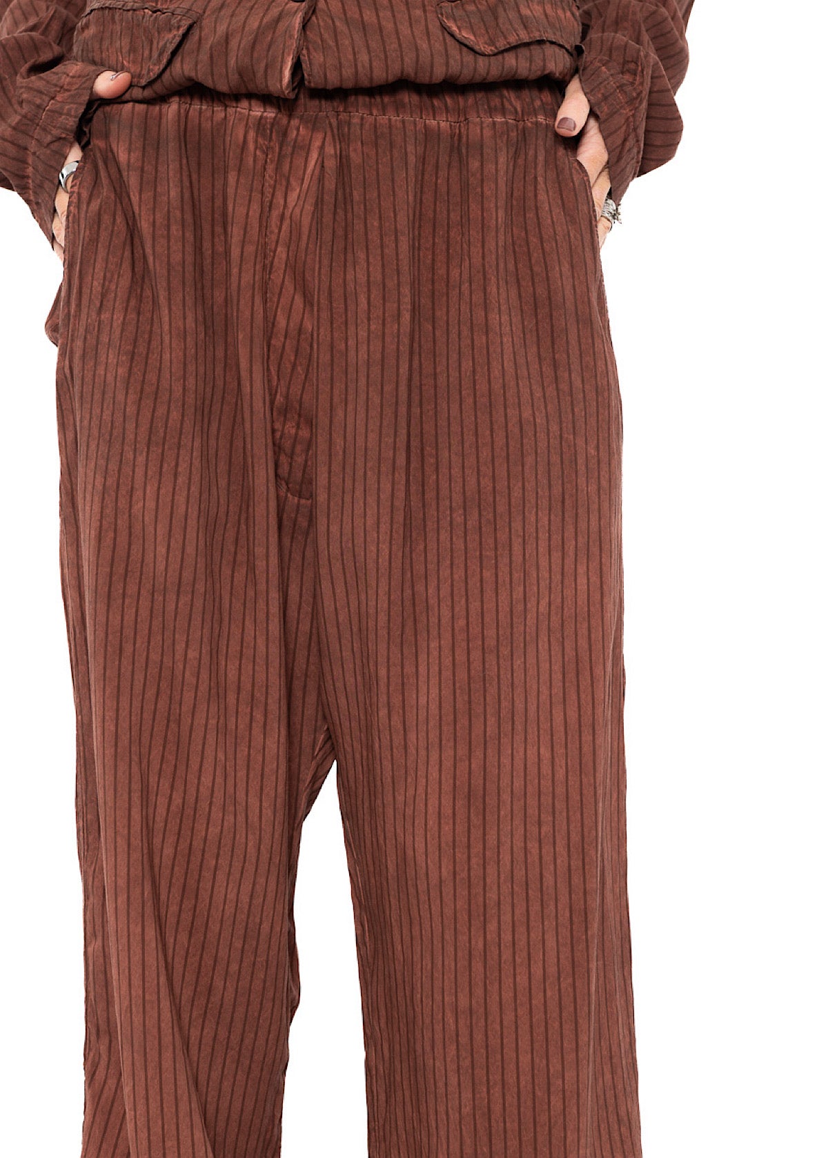 GARMENT-DYED SILK STRIPE TROUSER
