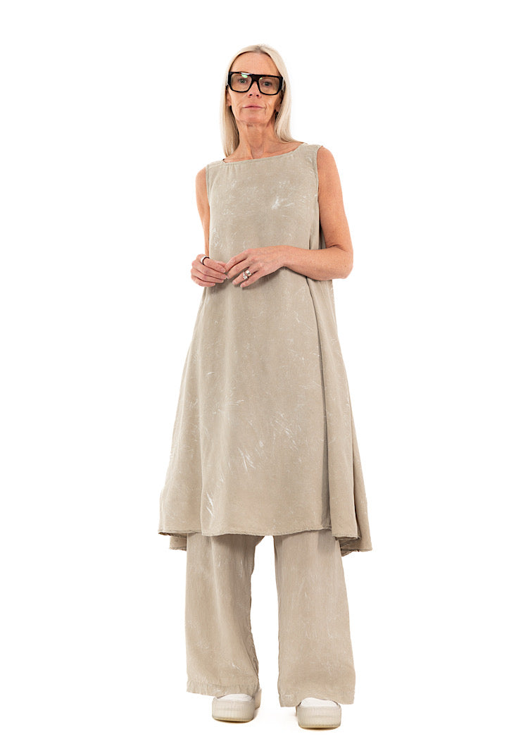 RUNDHOLZ DIP DRESS