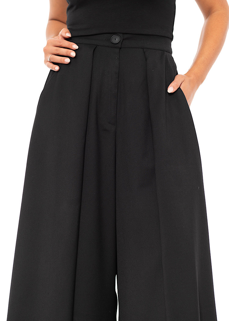 PLEATED WIDE LEG TROUSER