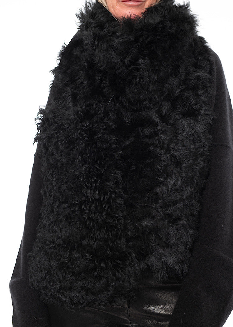 DOM GOOR LONG FUR SCARF