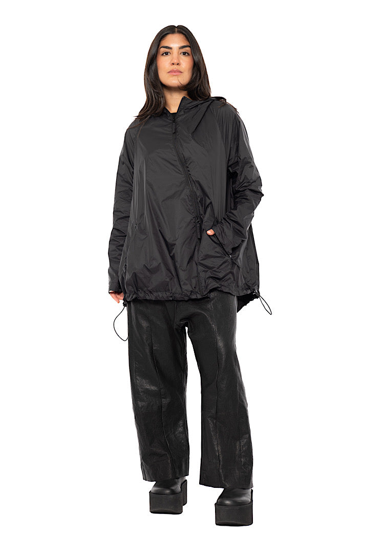 TECHNICAL RAIN JACKET