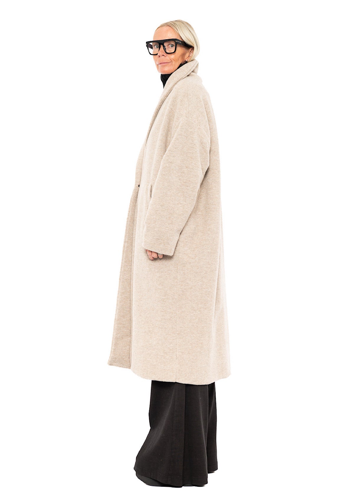 WOOL-BLEND COAT WITH SCARF