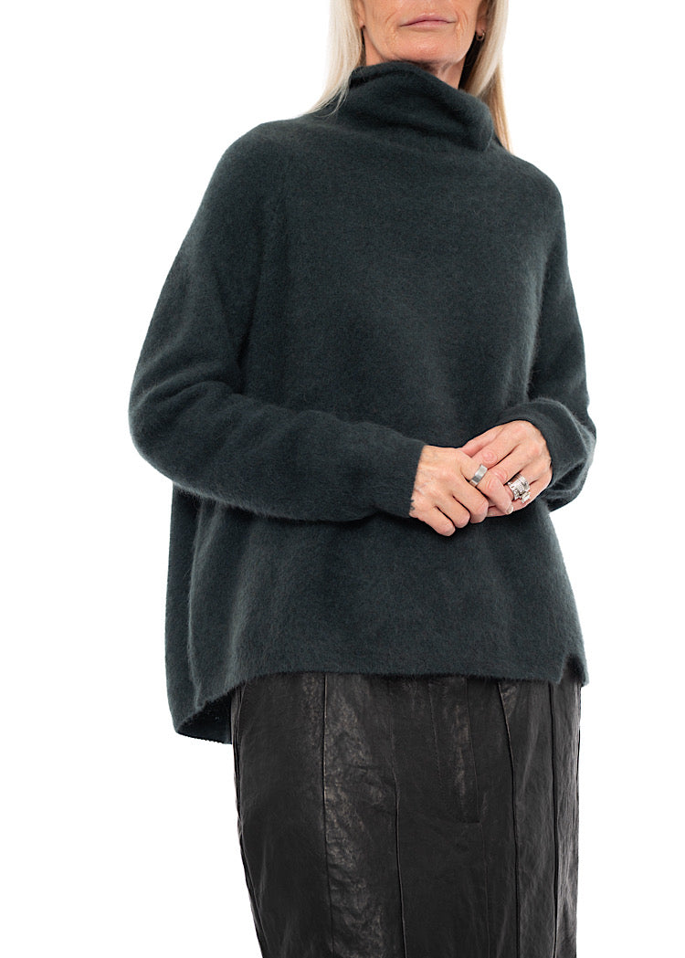 SIGNATURE RACCOON FUNNEL NECK KNIT