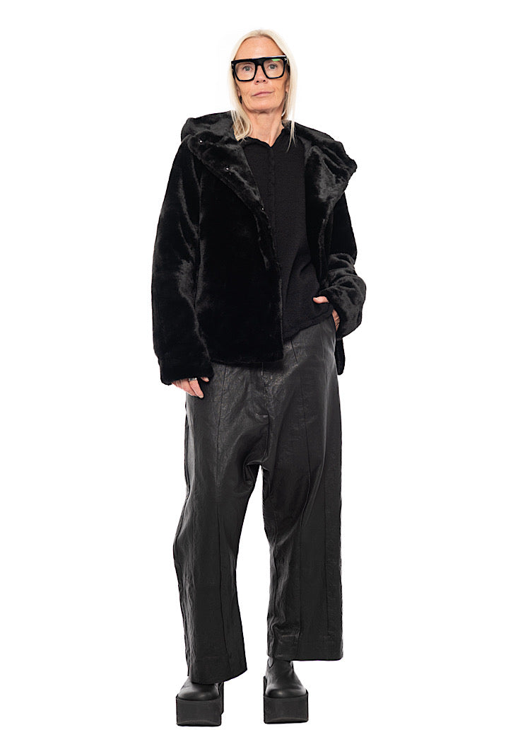 CROPPED HOODED FAUX FUR JACKET