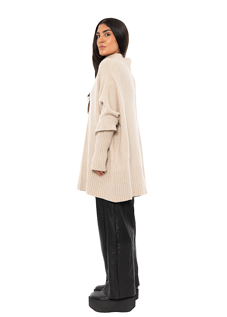 OVERSIZED KNITTED TUNIC