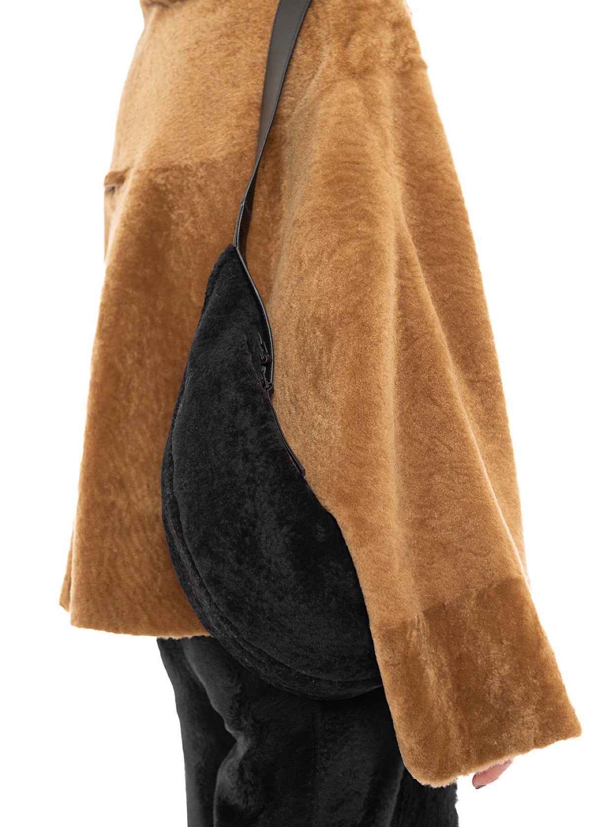 CROSSBODY FUR-FINISHED LEATHER BAG