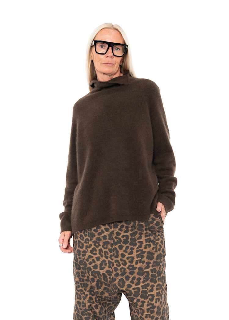 SIGNATURE RACCOON FUNNEL NECK KNIT