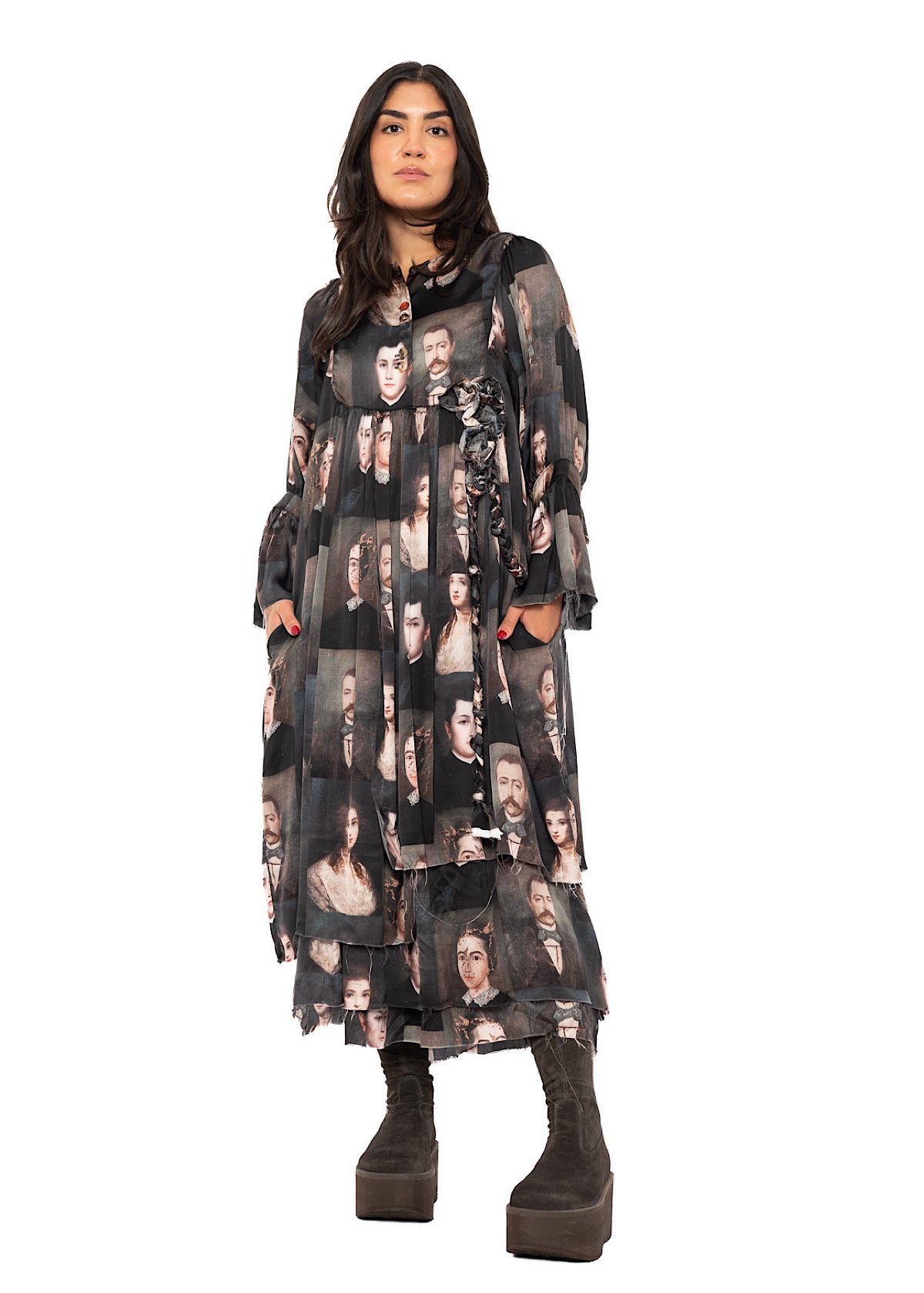 PORTRAIT PRINTED SILK DRESS
