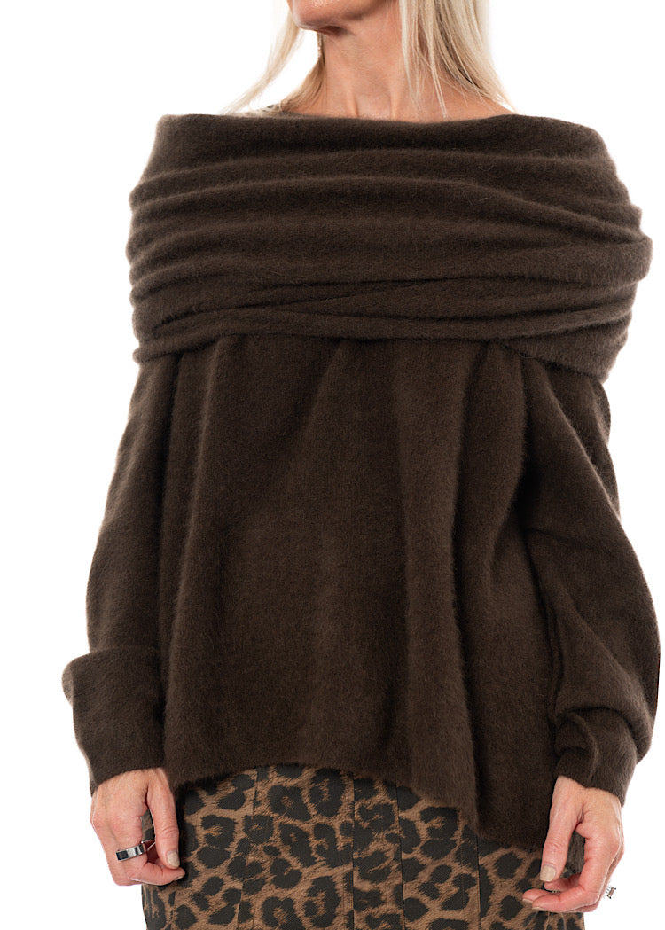 SIGNATURE RACCOON HAIR SCARF