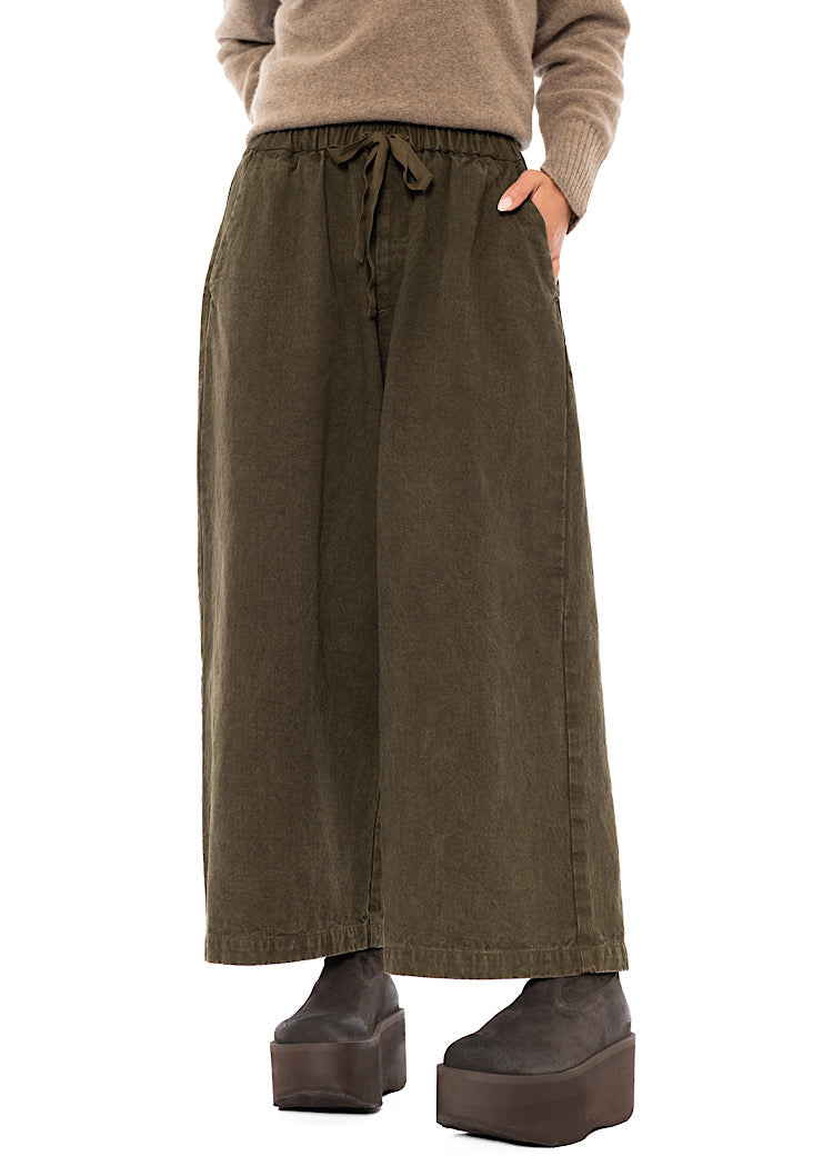 GARMENT-DYED COTTON-LINEN WIDE TROUSER