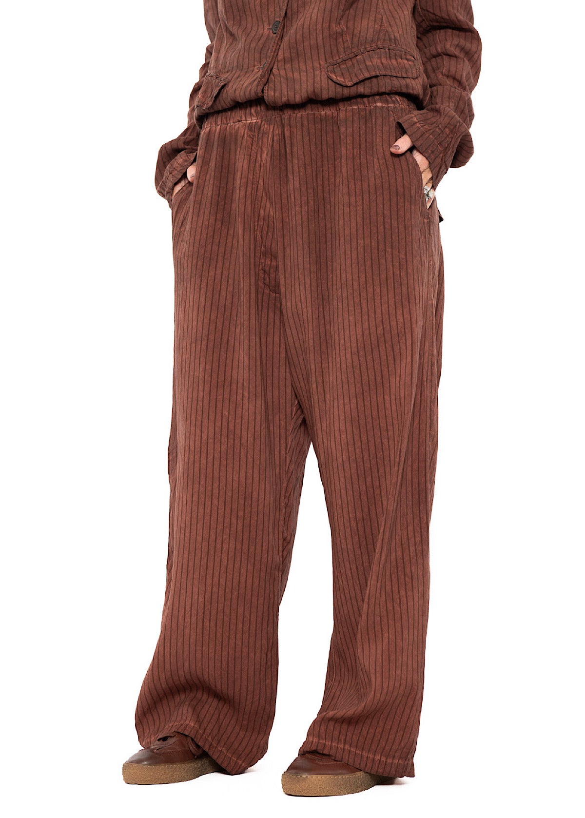 GARMENT-DYED SILK STRIPE TROUSER