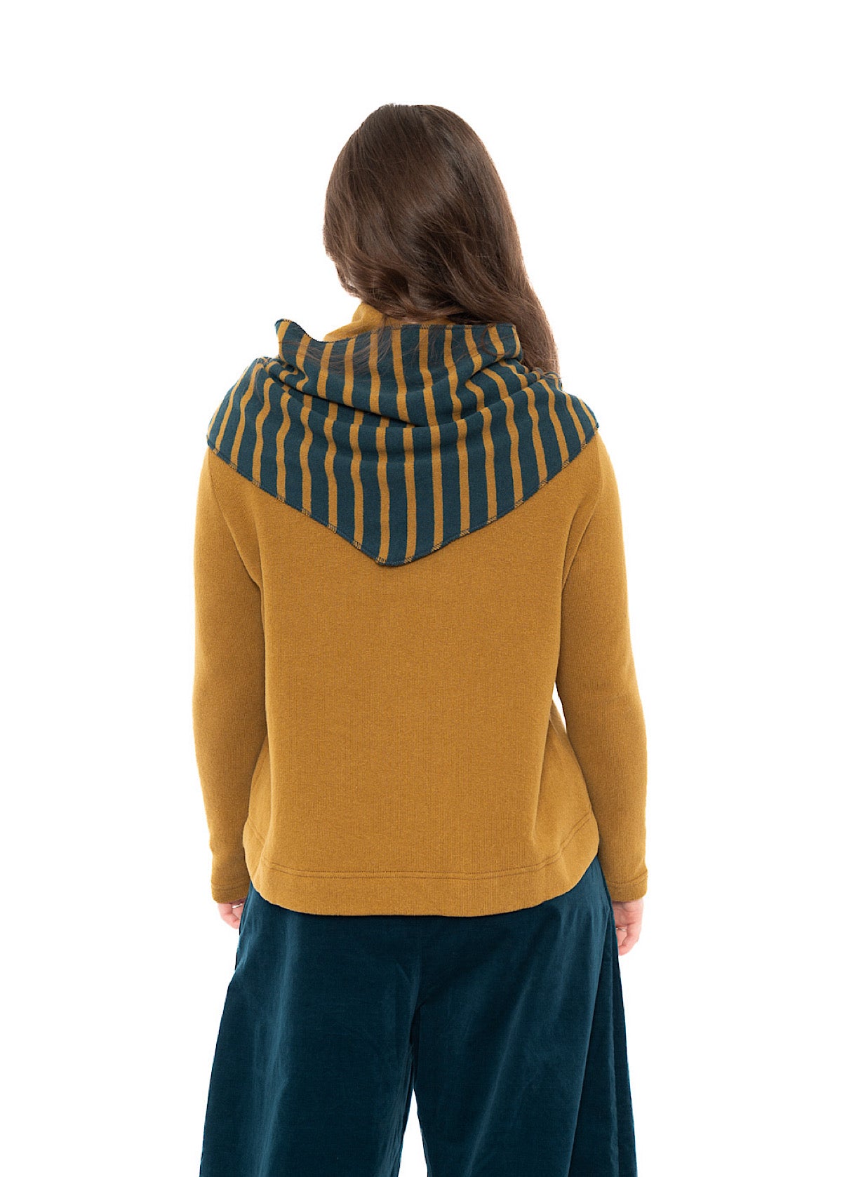 WIDE-STRIPE TRIANGLE TIPPY NECKERCHIEF