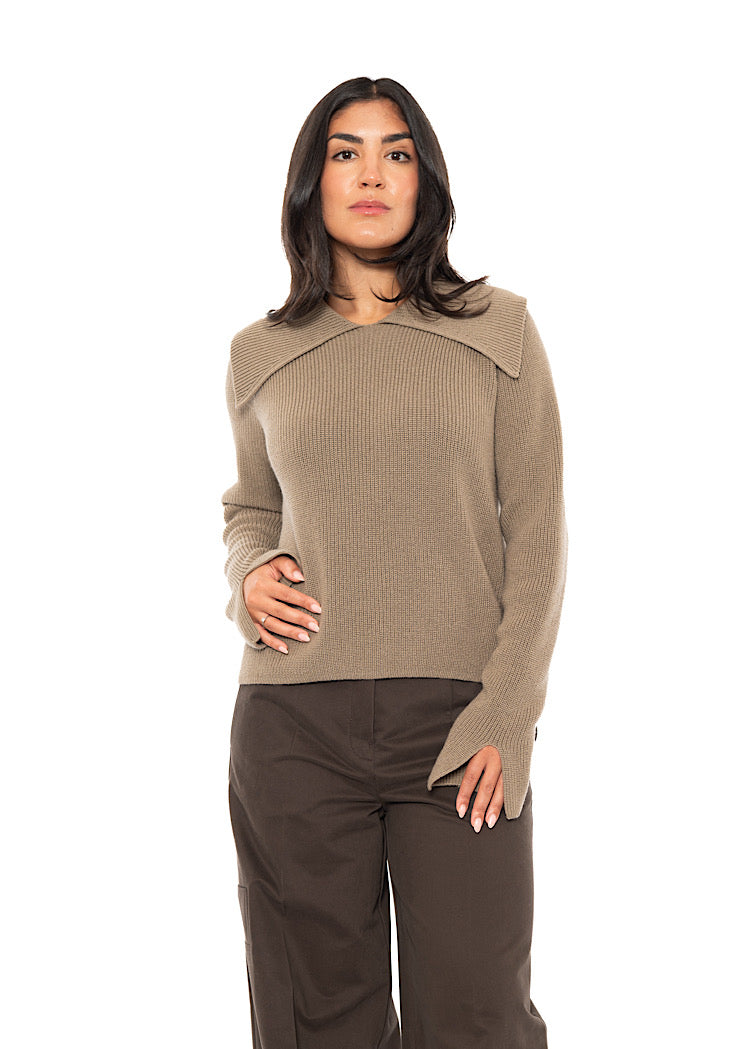 OPEN COLLAR MERINO WOOL PULLOVER