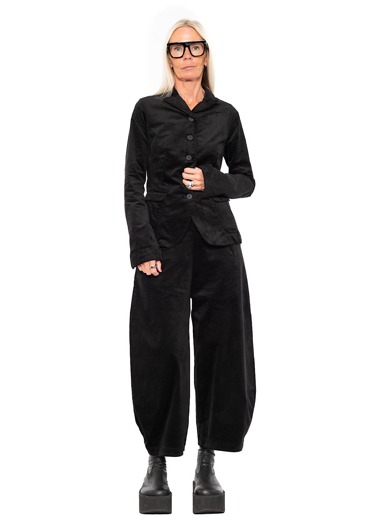 TAILORED STRETCH-VELVET JACKET