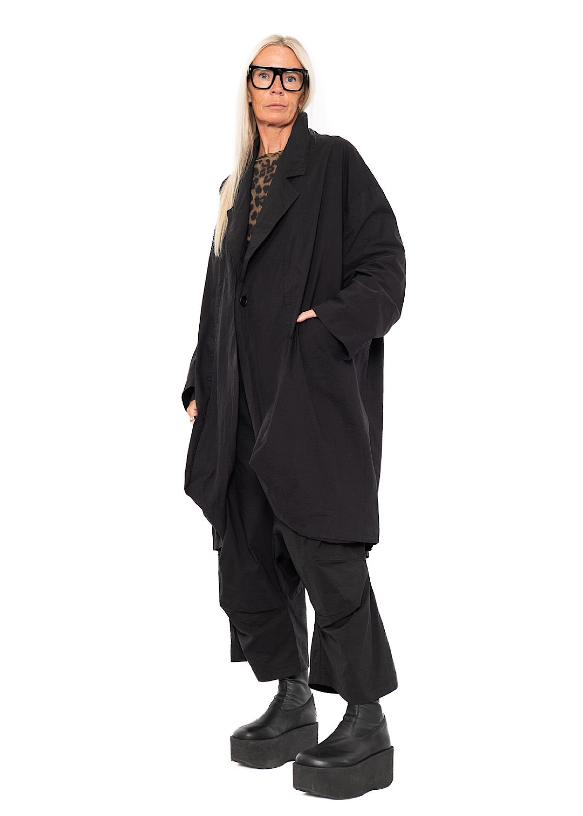 SIGNATURE OVERSIZED COAT