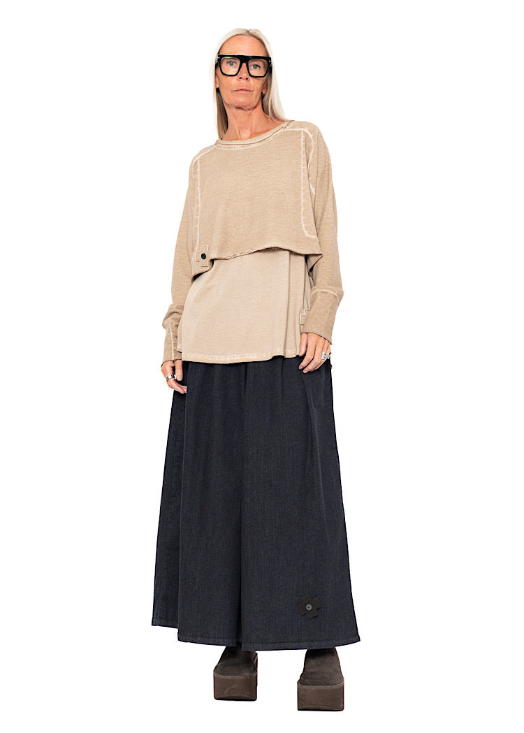 CROPPED LENGTH DISTRESSED PULLOVER