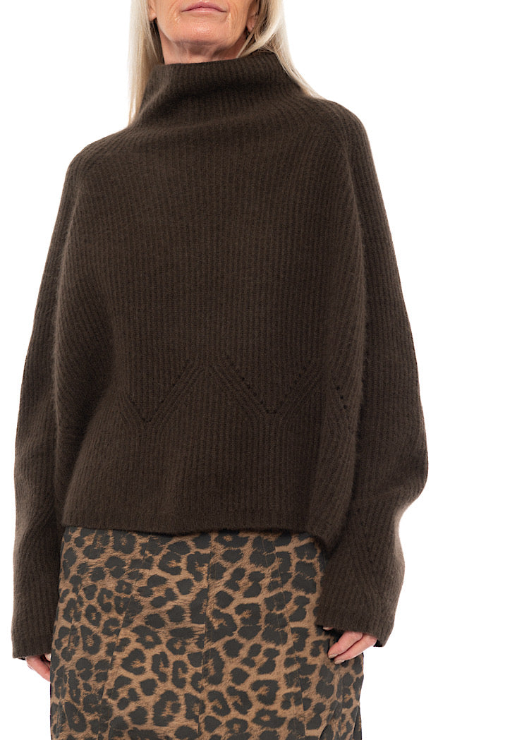 MERINO RACCOON FUNNEL NECK KNIT